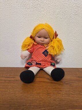 Vintage 1999 Anne Geddes 14" Blonde Rag Doll